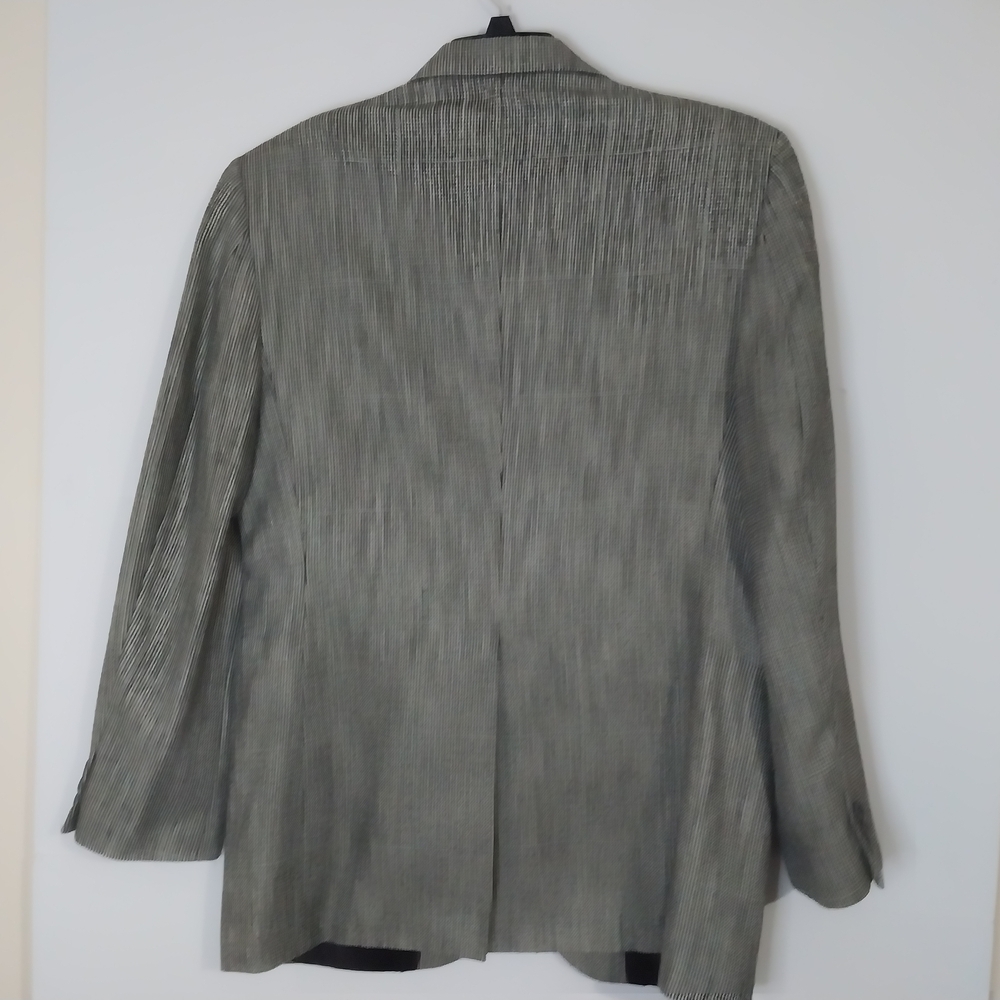 AGGAT IMPERIAL Sophisticated Charcoal Blazer for Men - Picture 2 of 13